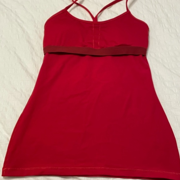 Lulu Lemon Workout Top - Picture 5 of 6